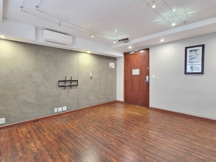 To Let 1 Bedroom Property for Rent in Cape Town City Centre Western Cape